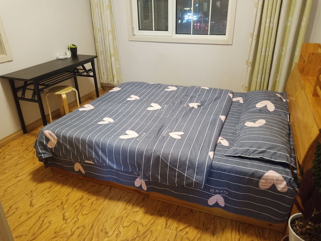 温馨二室一厅套房