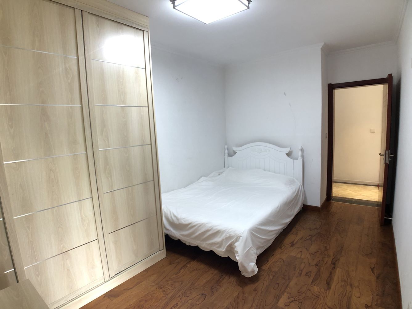 青岛金沙滩2k海景度假公寓(珠江路分店)