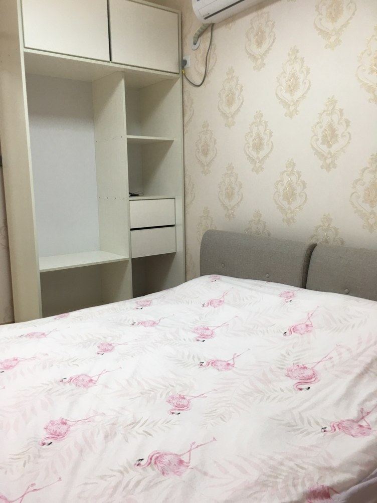 精装一室一厅套房