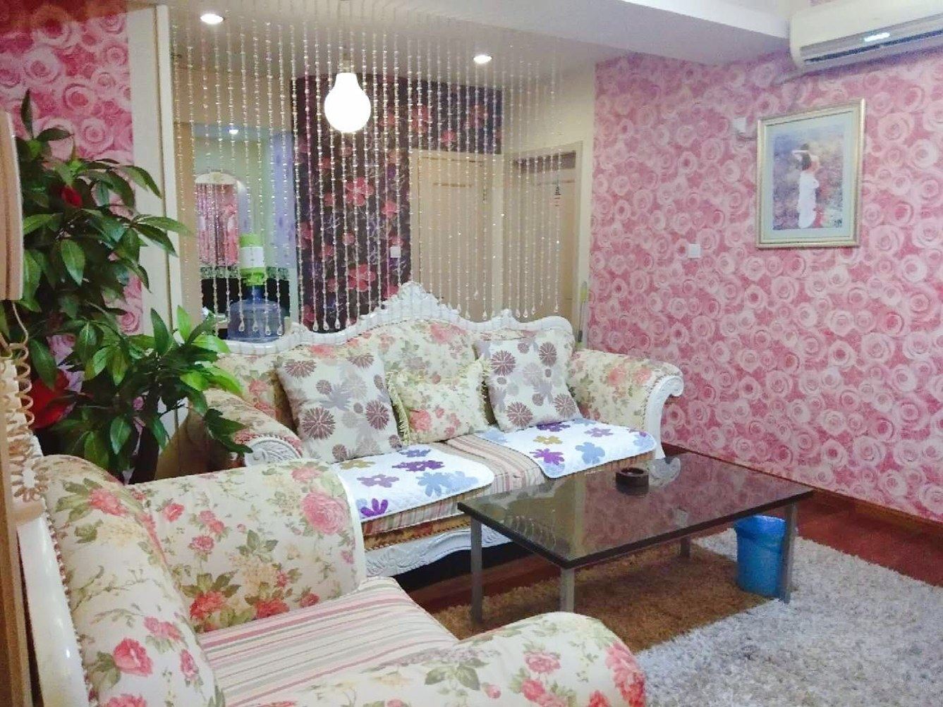 浪漫二室二厅套房