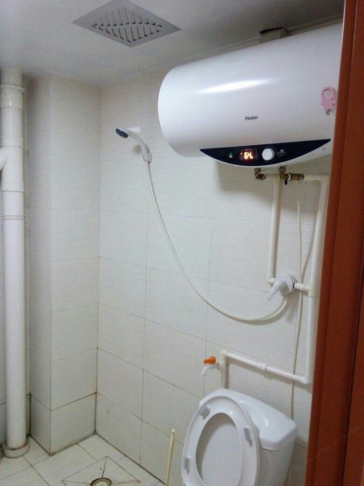 精装二室一厅套房