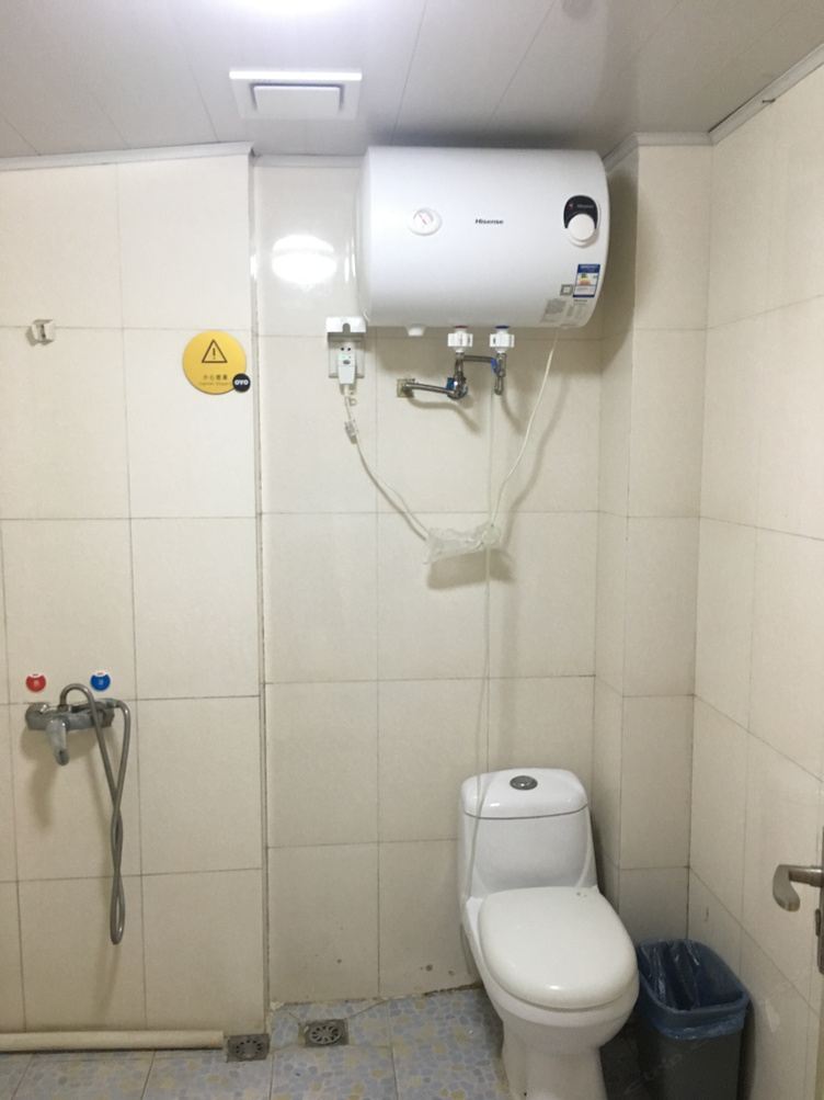 阳光标间
