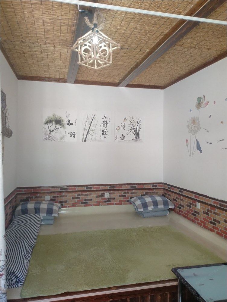 雅居一室一厅套房