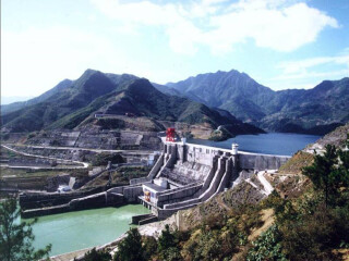 青海跟團(tuán)還是自由行_2021去青海跟團(tuán)多少錢_青海旅游價(jià)格多少