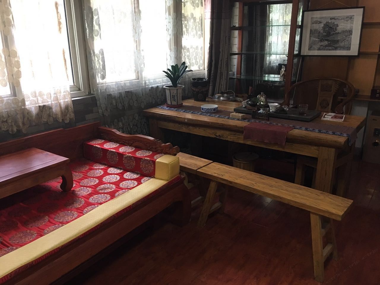 两室一厅
