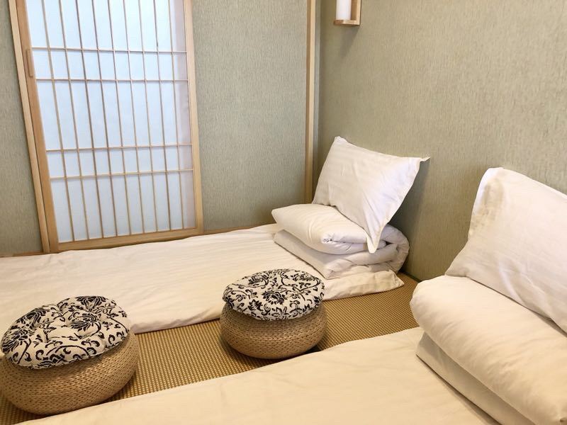 榻榻米二室二床房