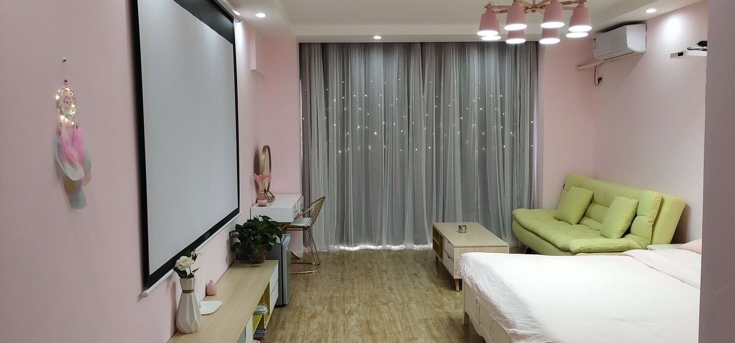 投影大床房