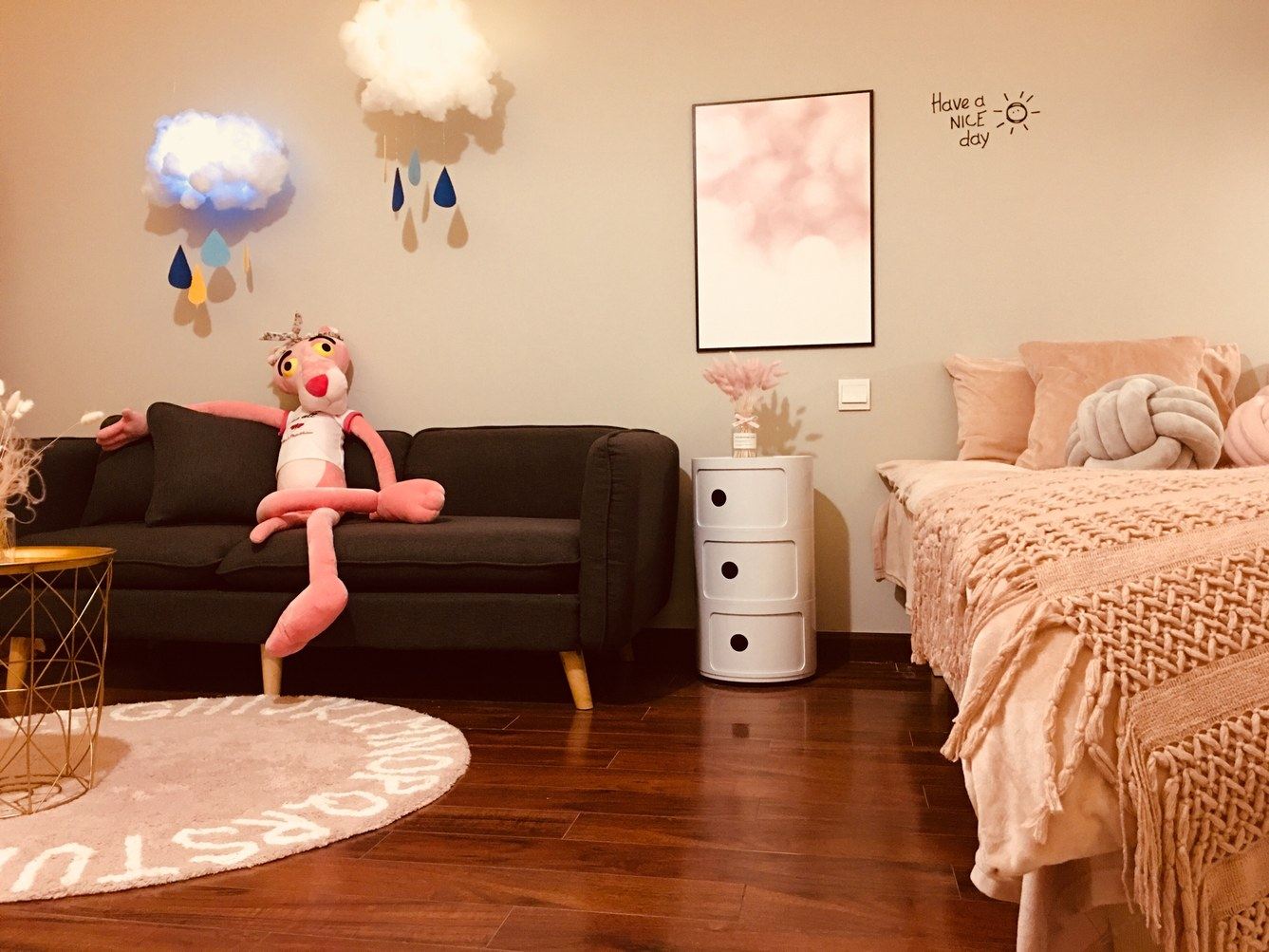 粉色一室大床房