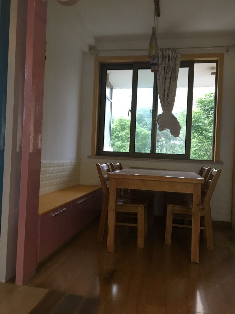 二室一厅
