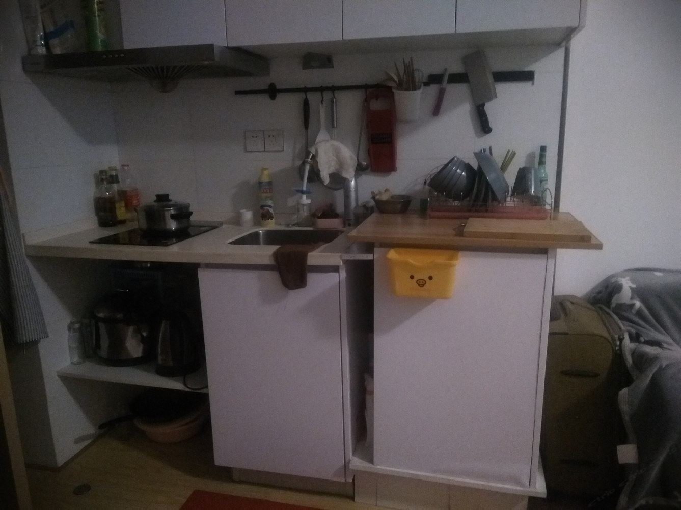 欢乐一室大床房