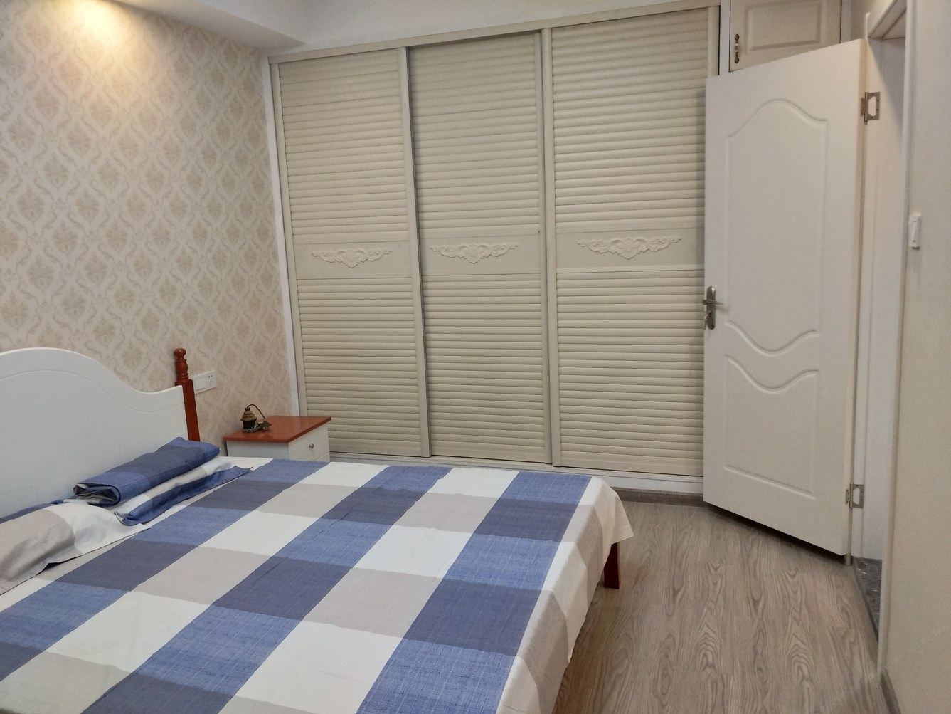 二室一厅套房