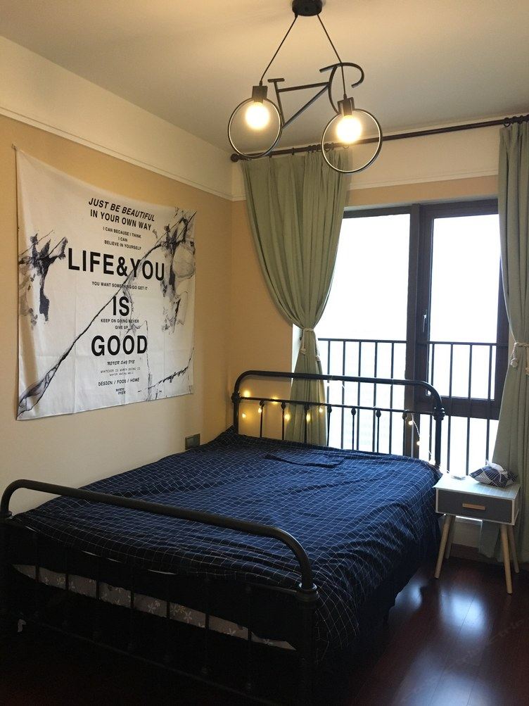 复式四室二厅套房