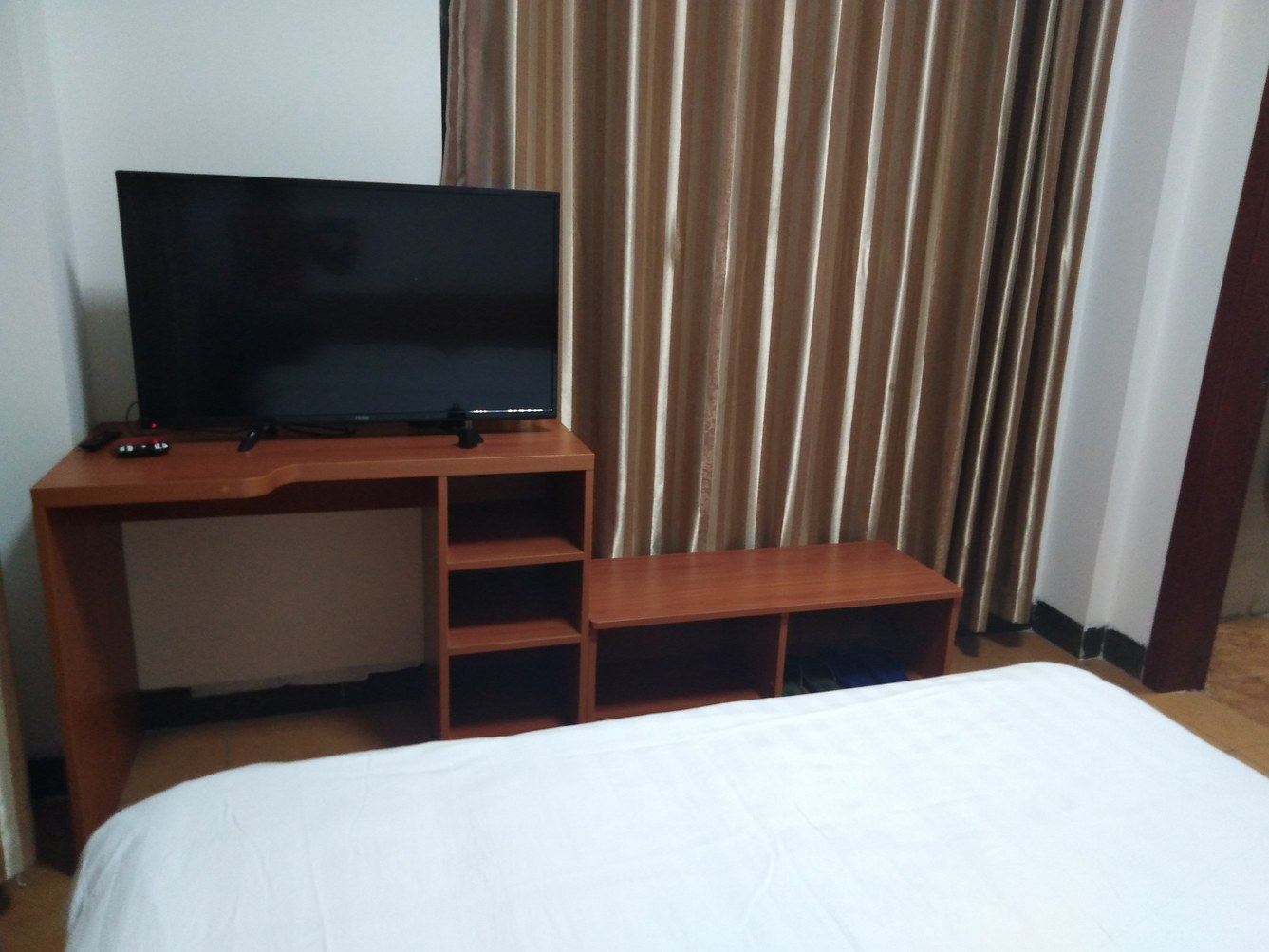 一室大床房