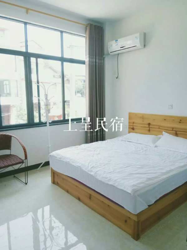 温馨大床房
