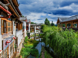 云南麗江旅行跟團(tuán)_云南麗江游跟團(tuán)多少錢_去云南麗江報(bào)團(tuán)多少錢