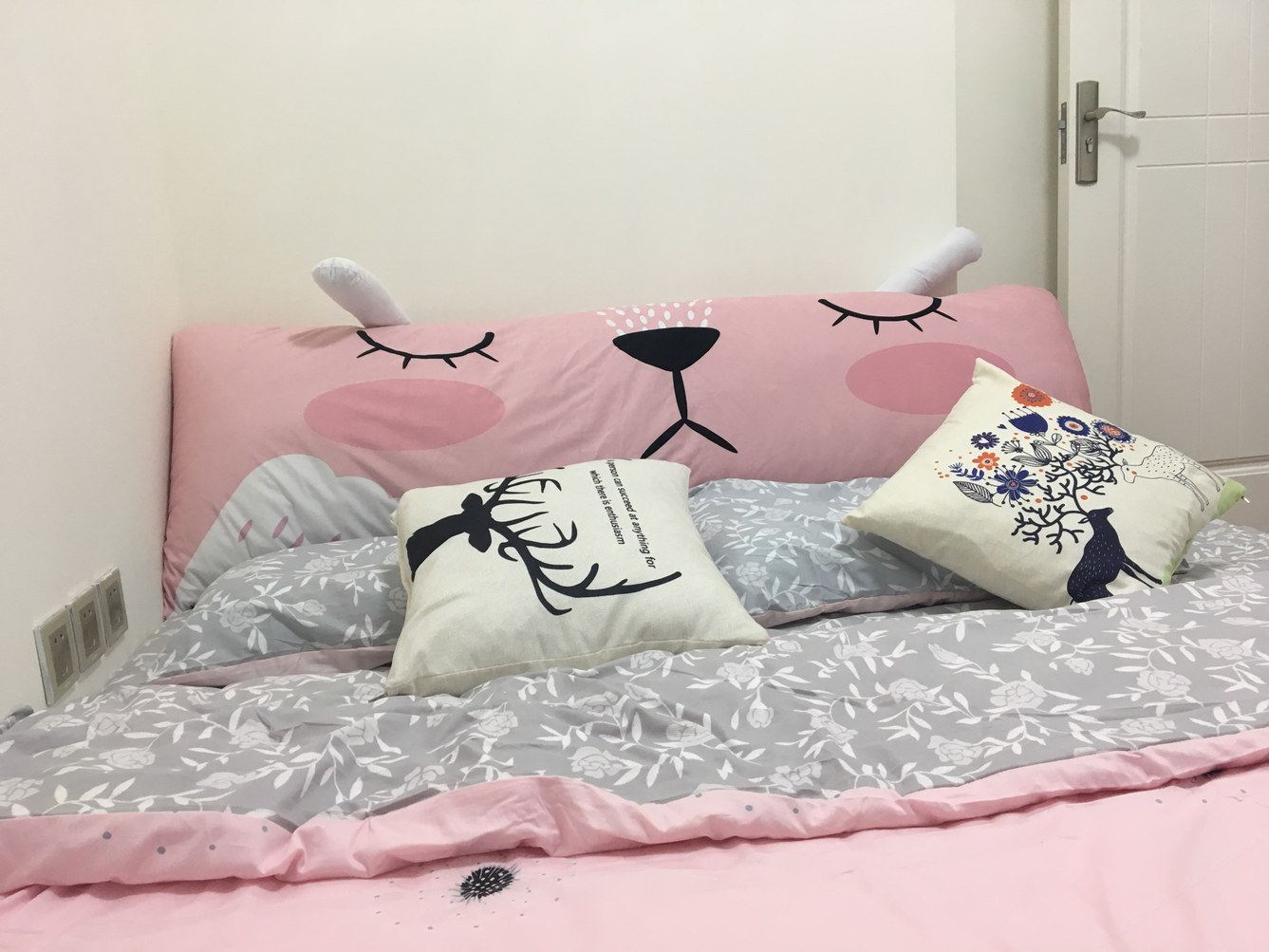 欢乐三室一厅套房