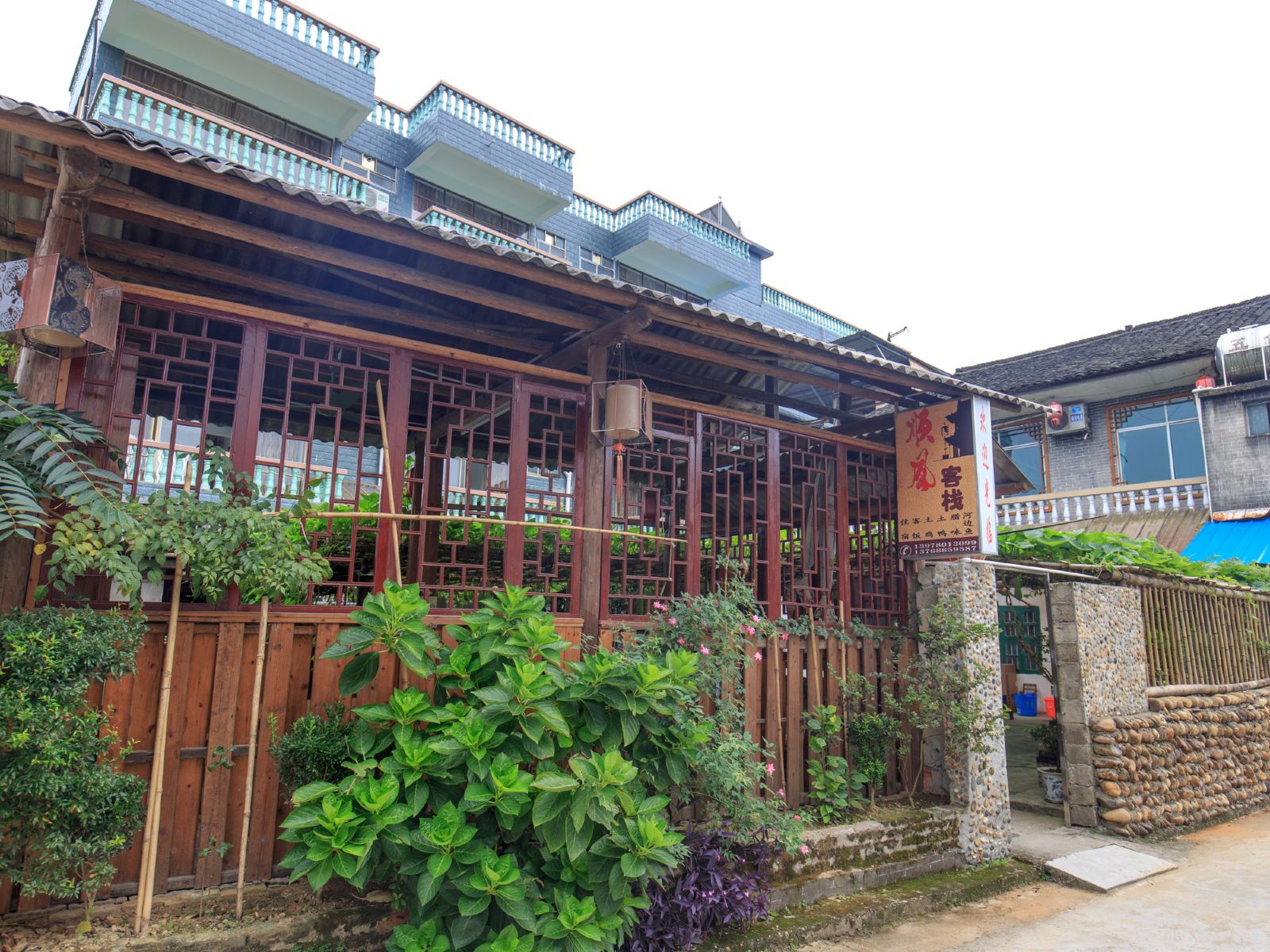 三江顺丰假日酒店