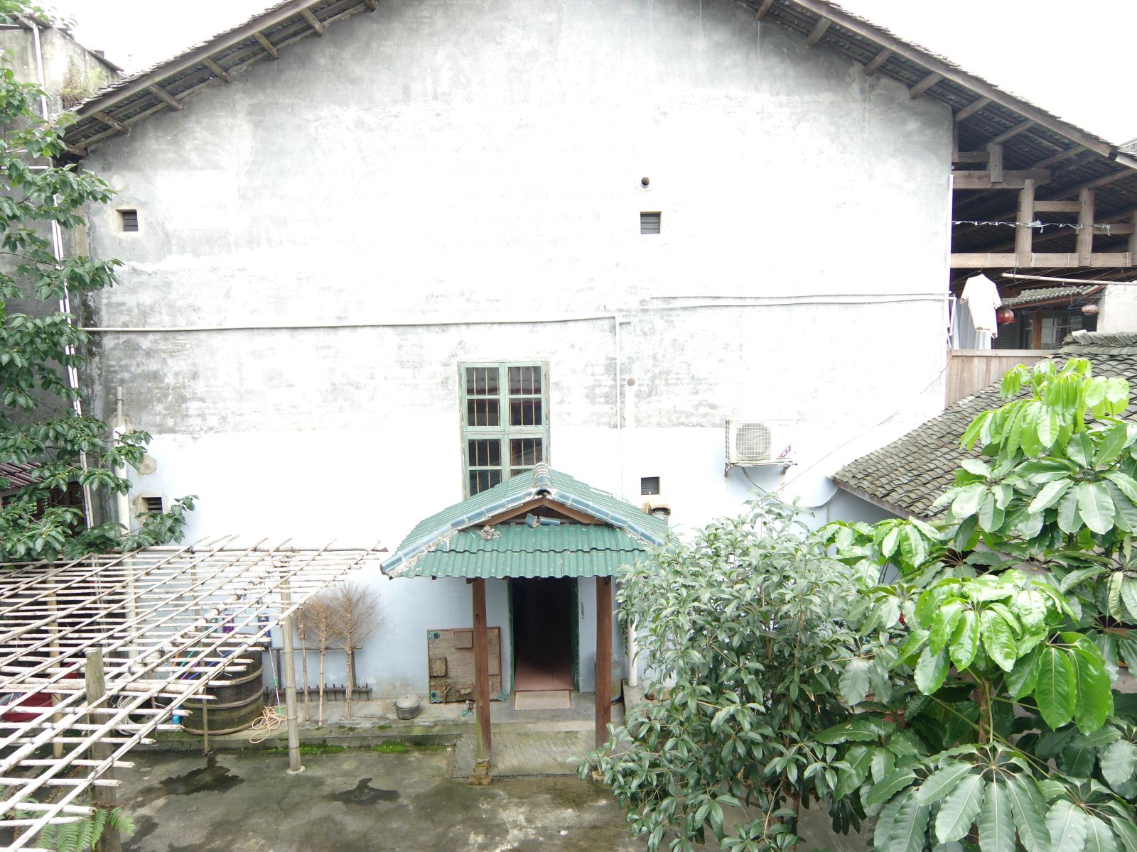 三江悦江客栈
