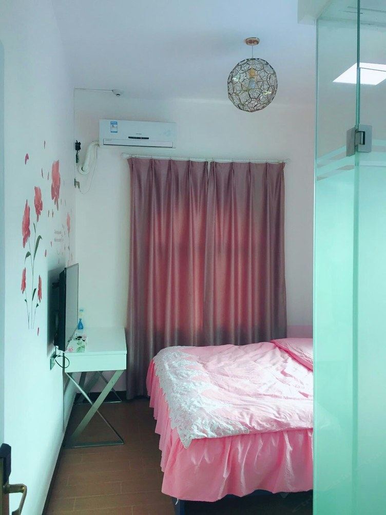 豪华大床房(无窗)