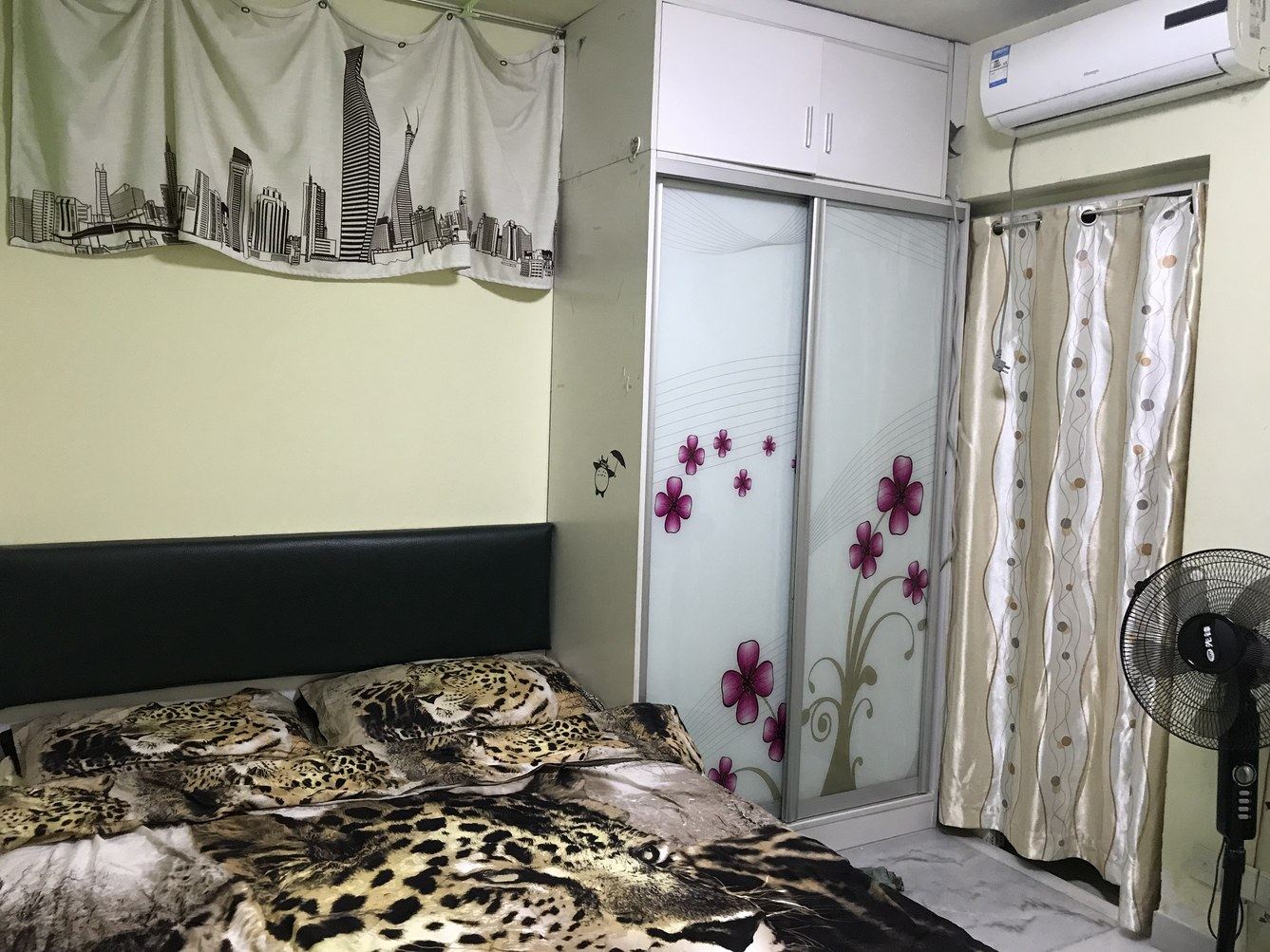一室大床房