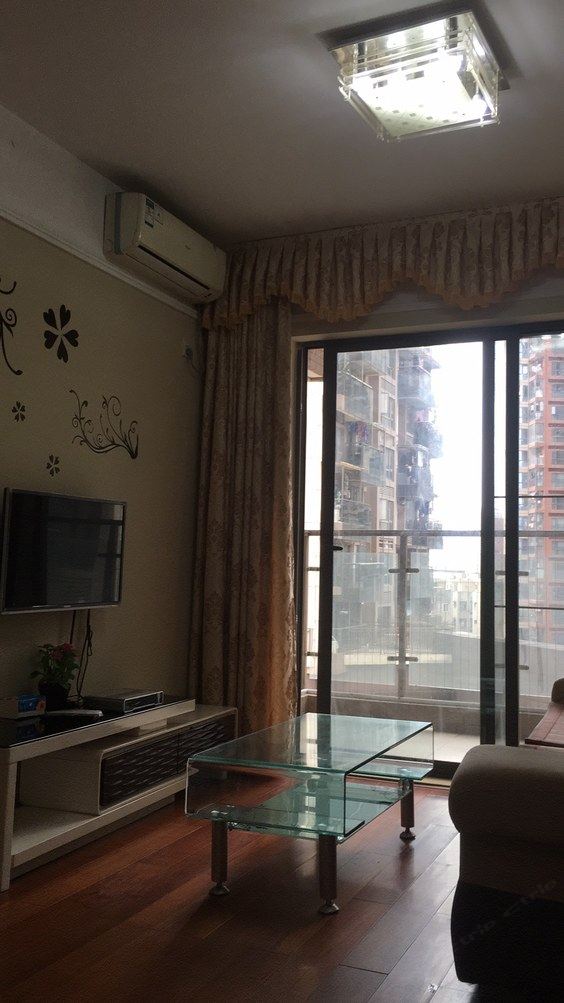 温馨大床