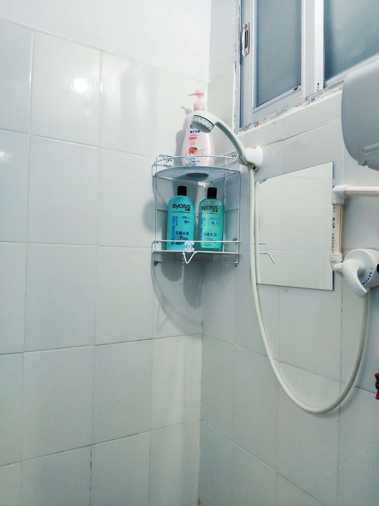 欢乐一室大床房