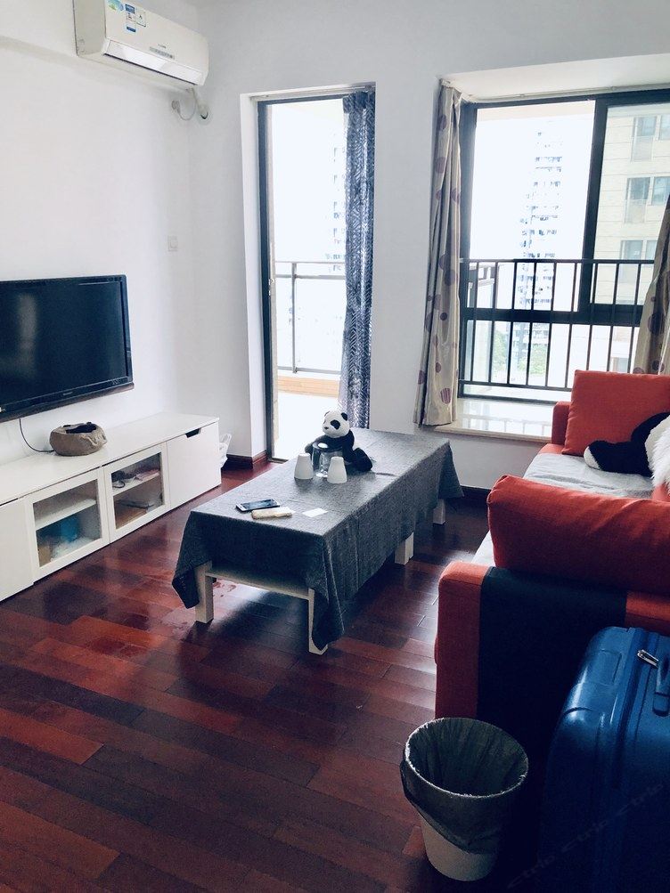 三室一厅套房