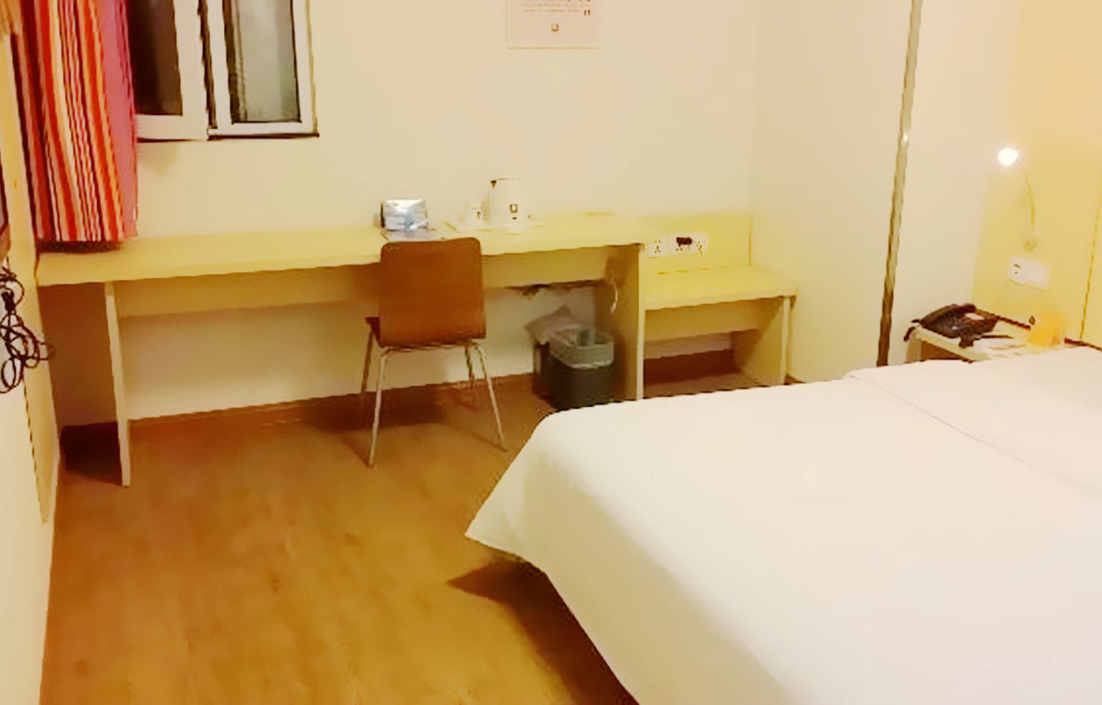 自主大床房