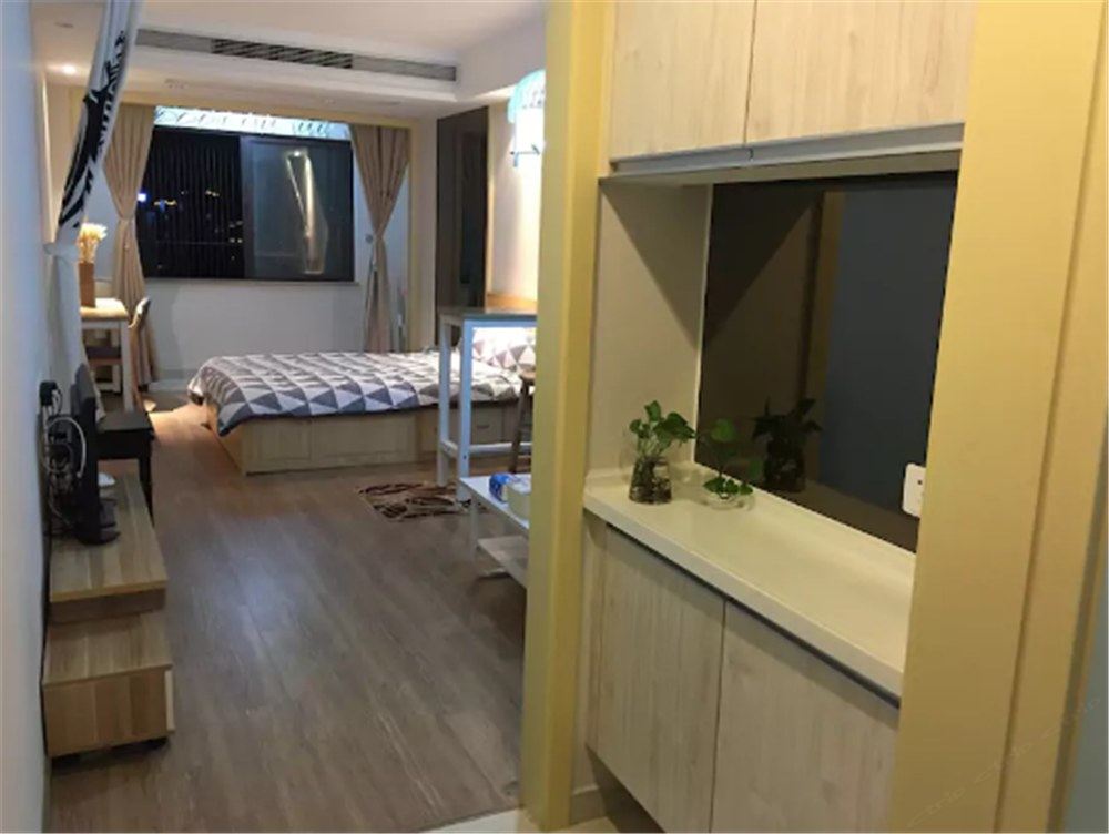 豪华大床房(无窗)