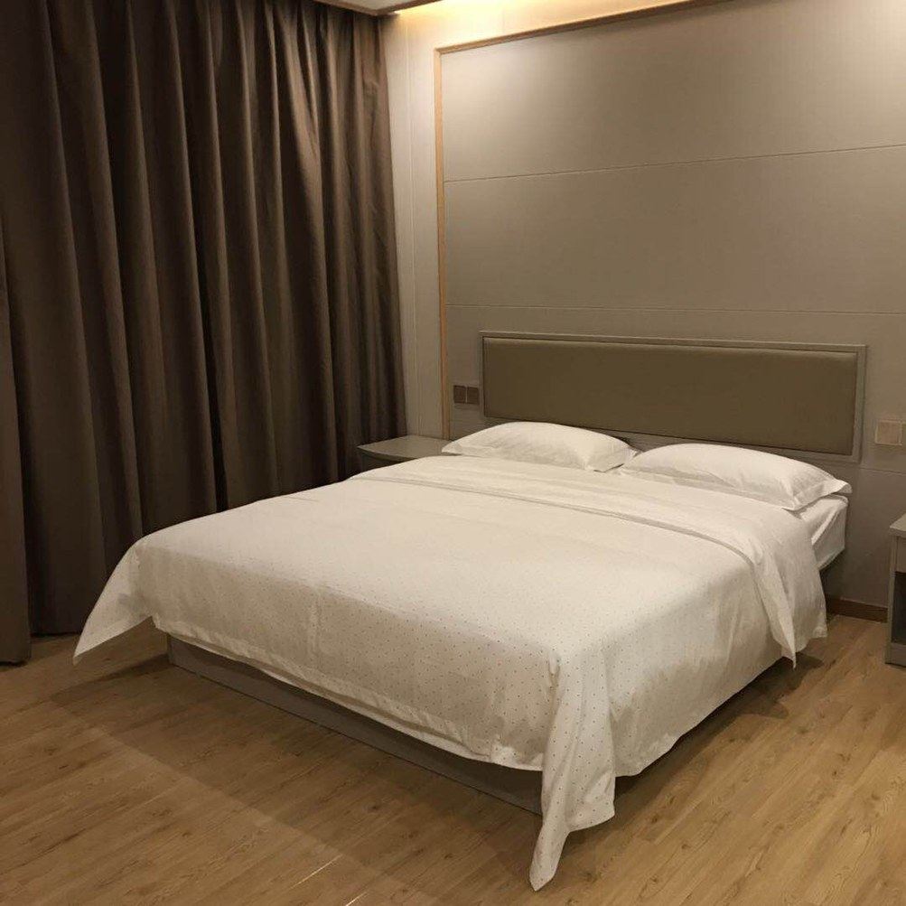 简约大床房