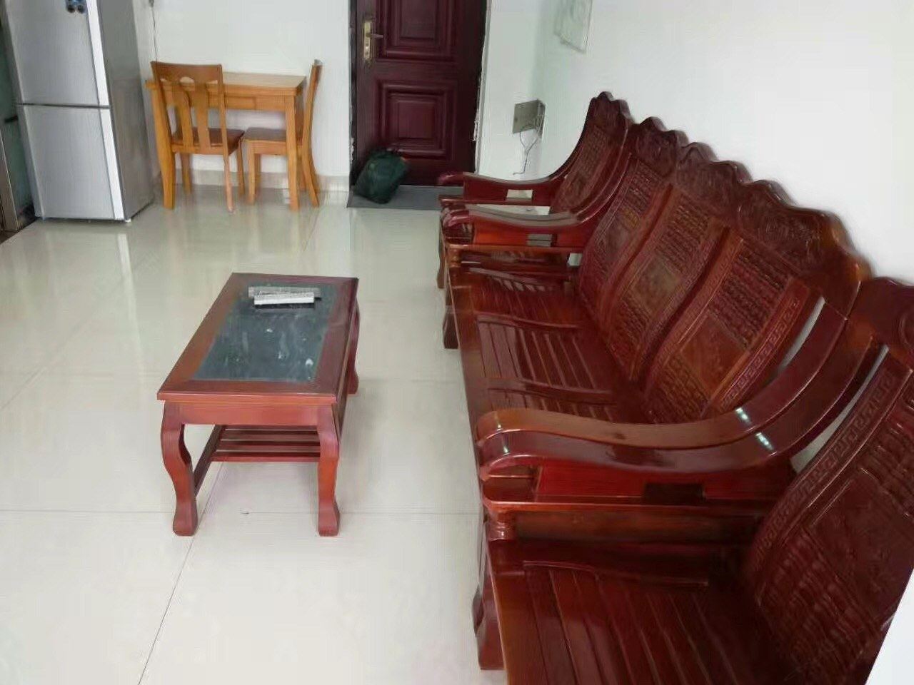 精品两房一厅