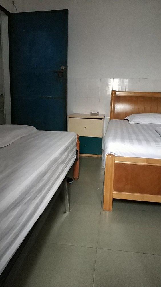 豪华一室单床房