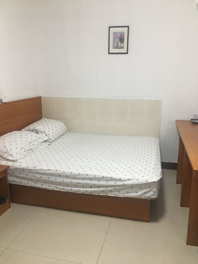 一室大床房
