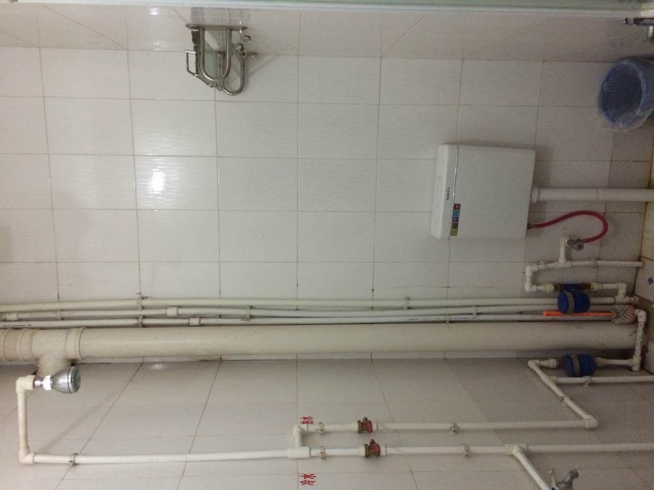 双人间