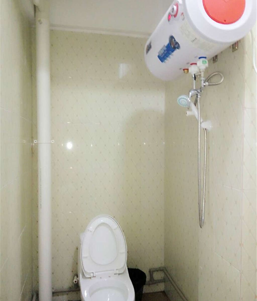 舒适大床房