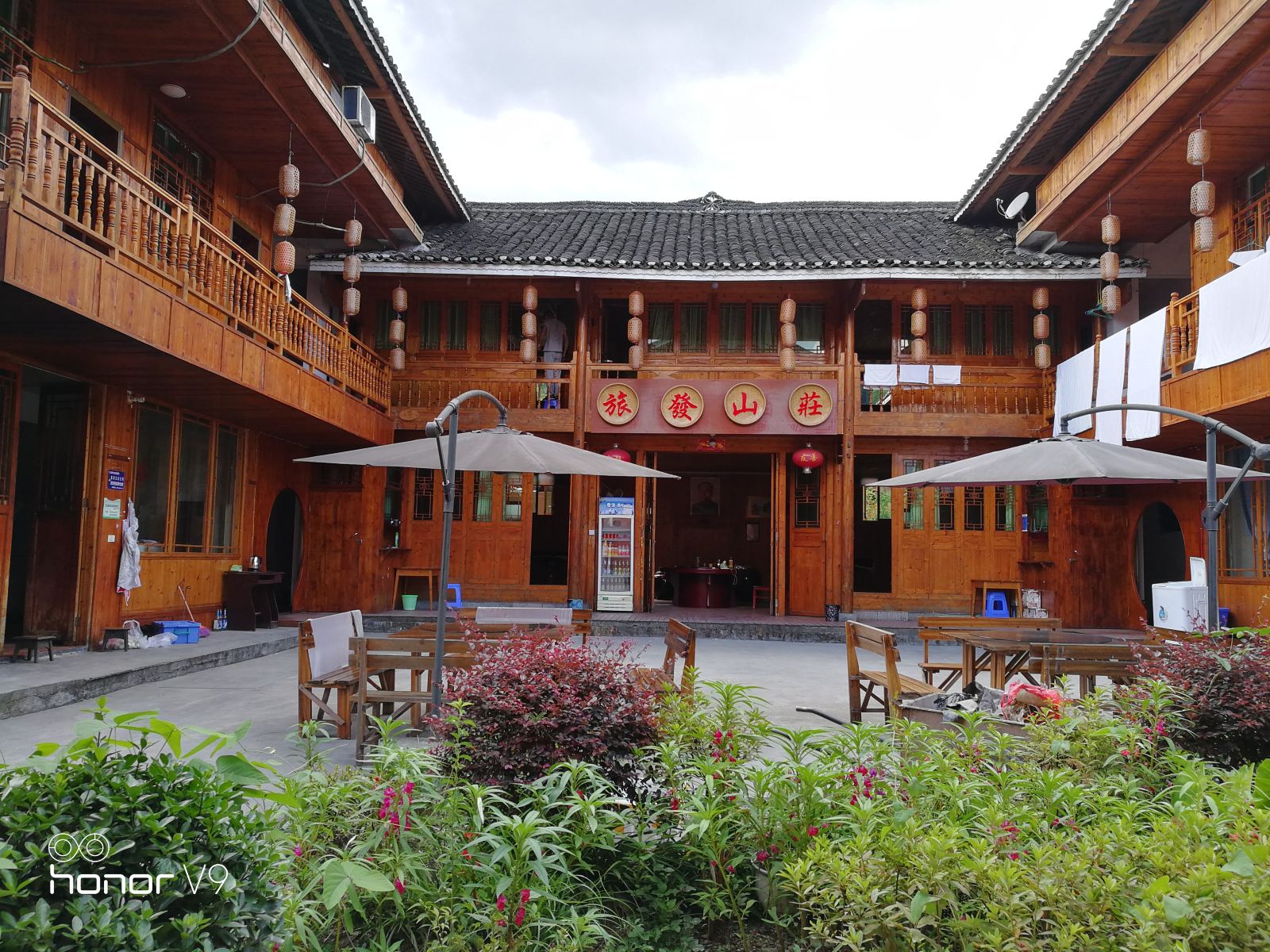 江口梵净山布青宙食香阁