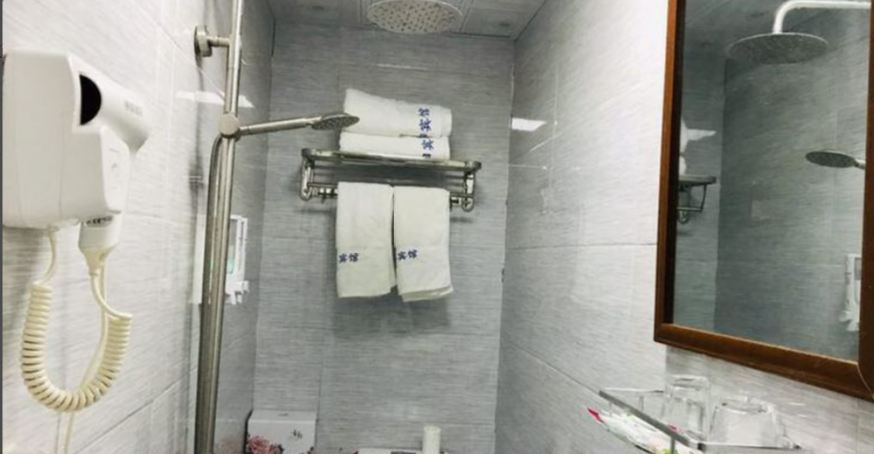 豪华大床房