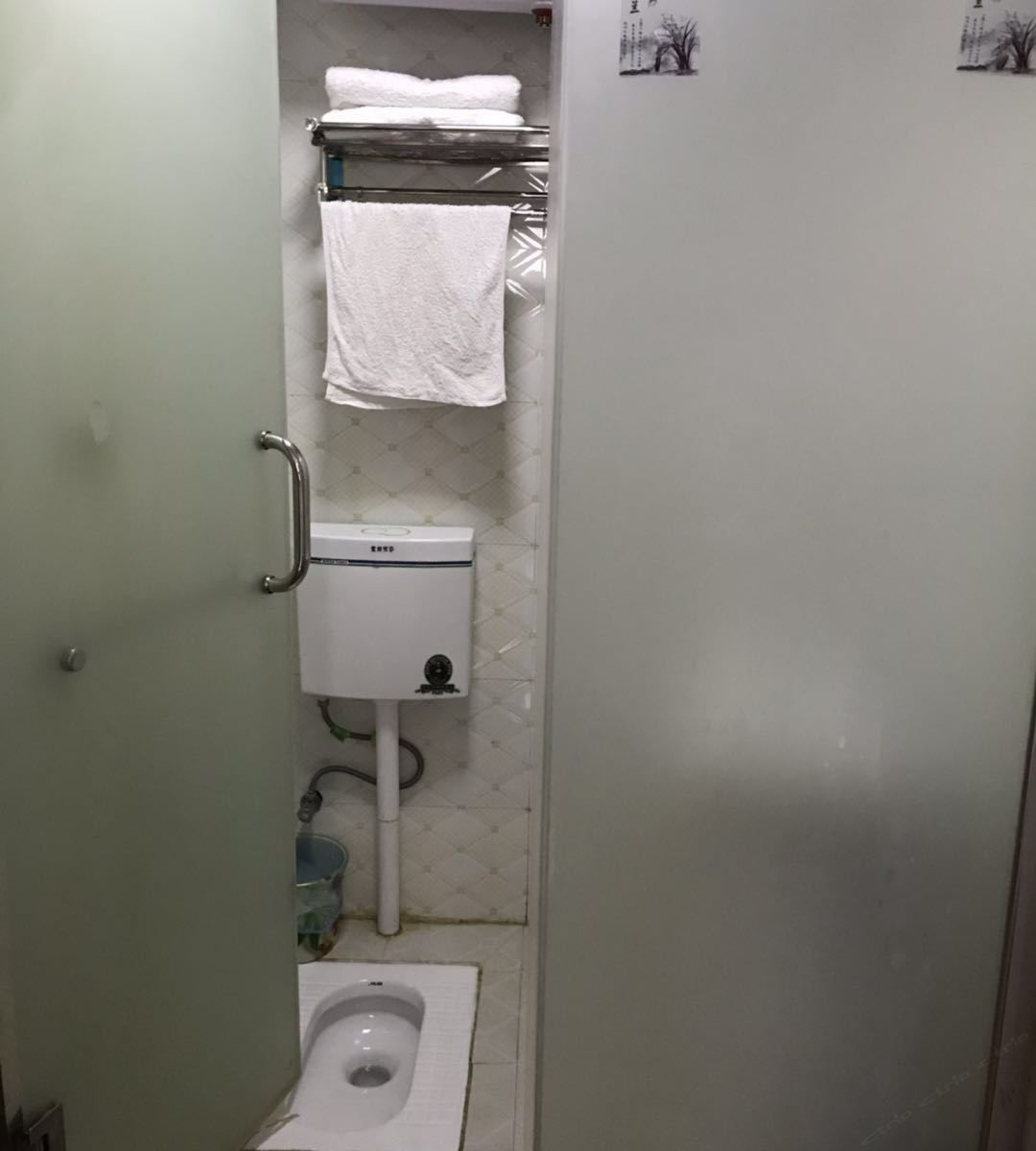 阳光大床房