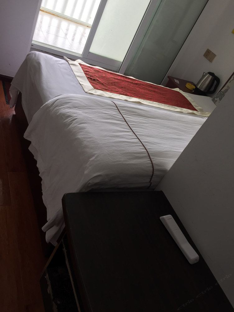 精致七室三床房