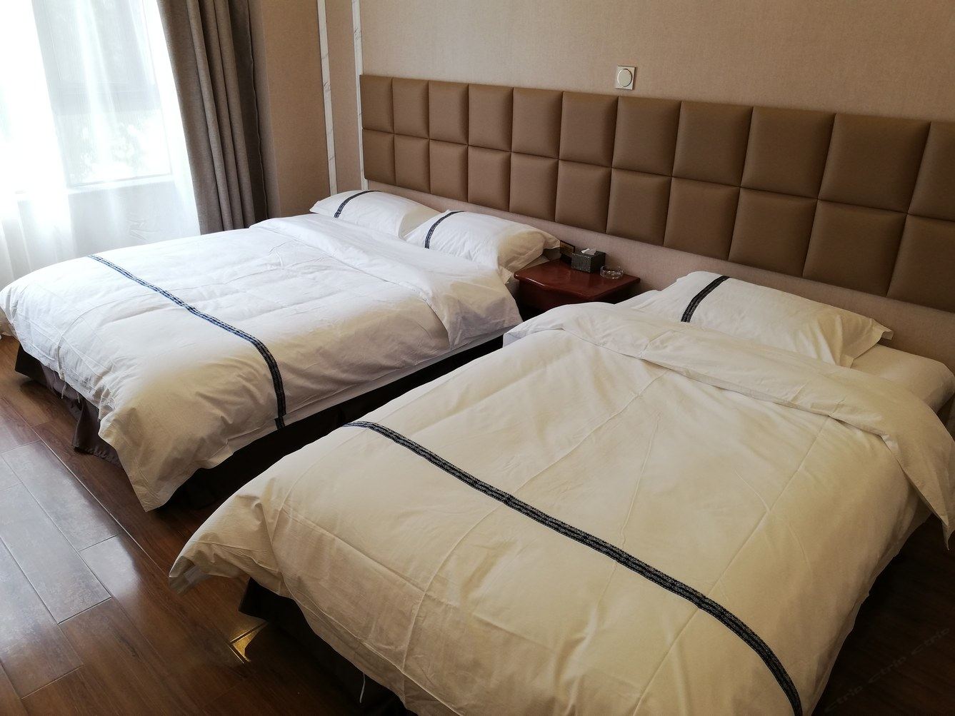 双床房
