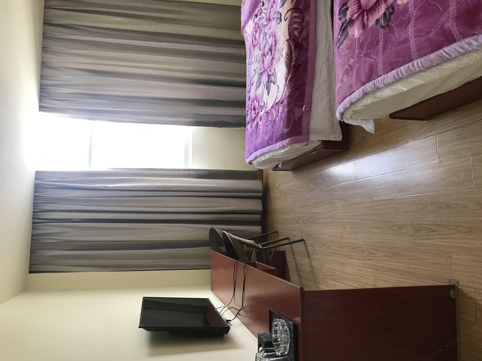 经济标间(公共卫浴)