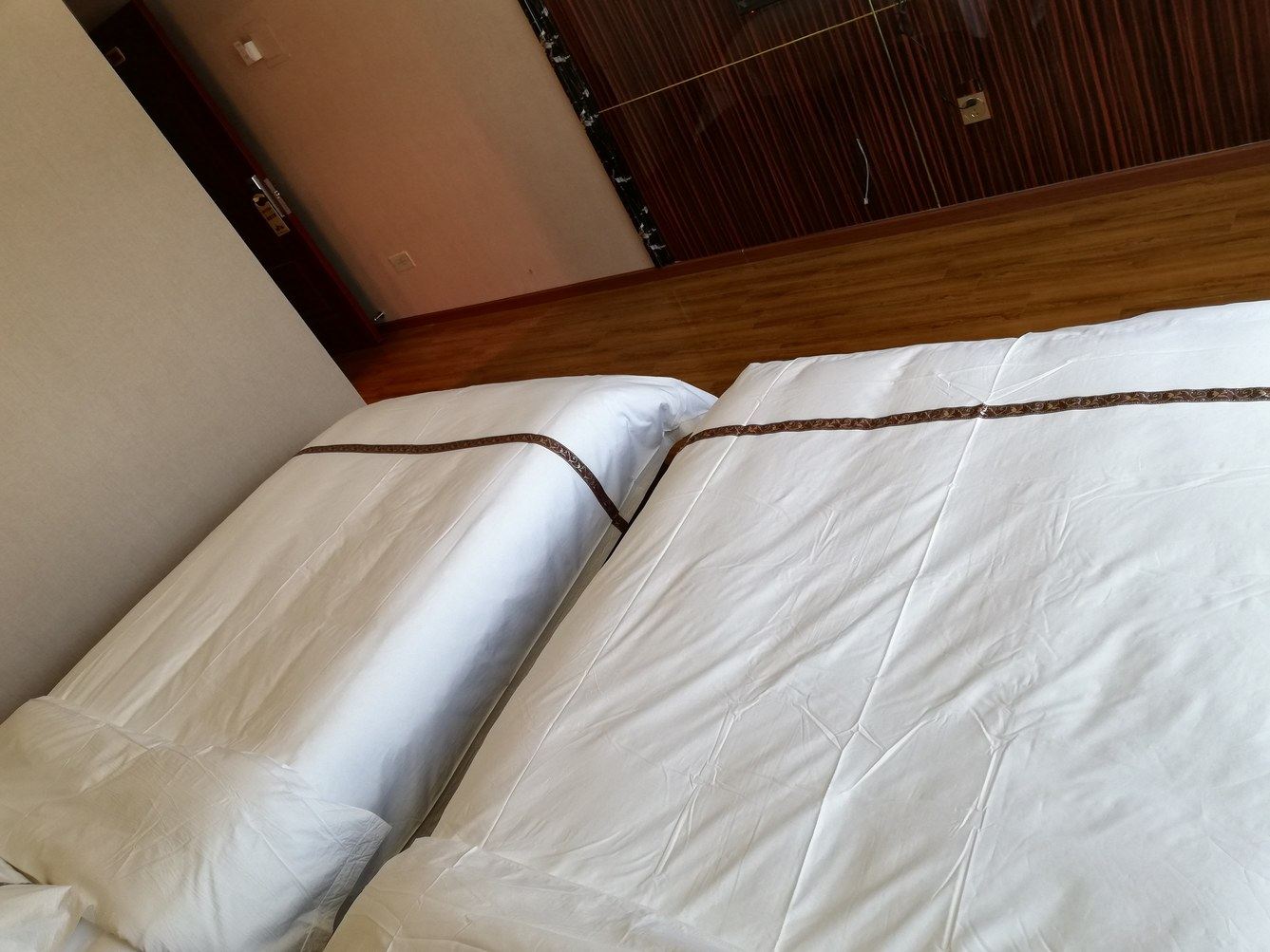 双床房