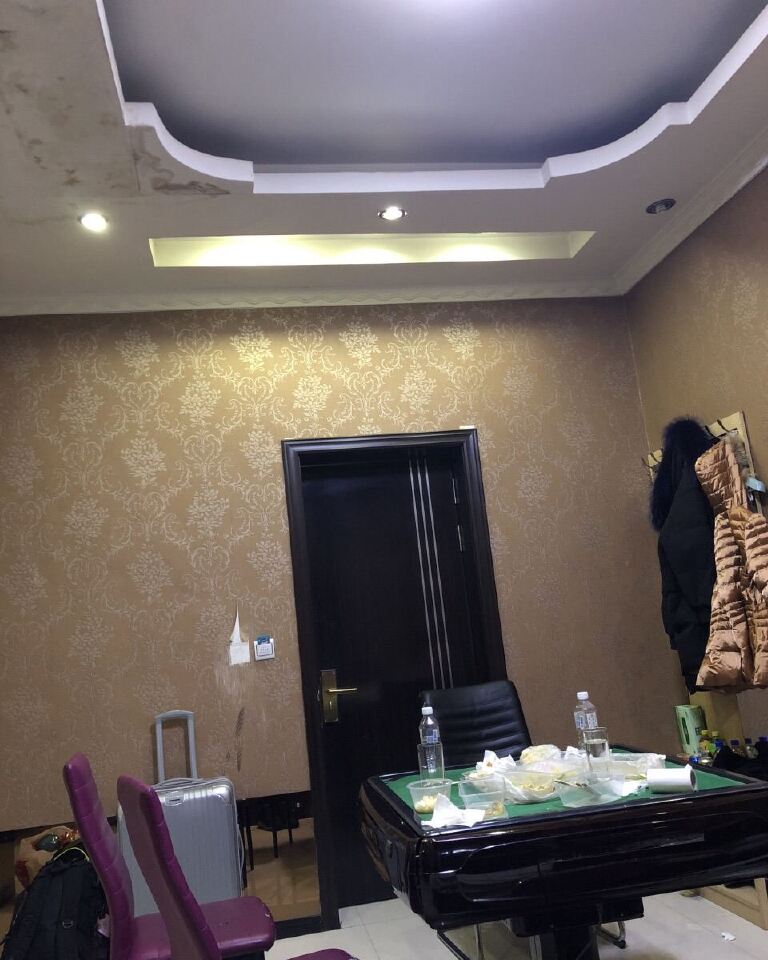 双鸭山金港湾快捷宾馆