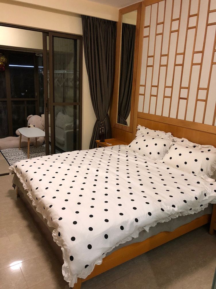 湖景房