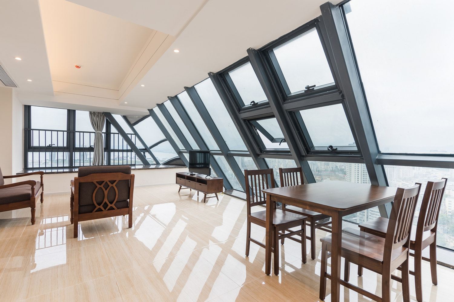 高层一室一厅套房