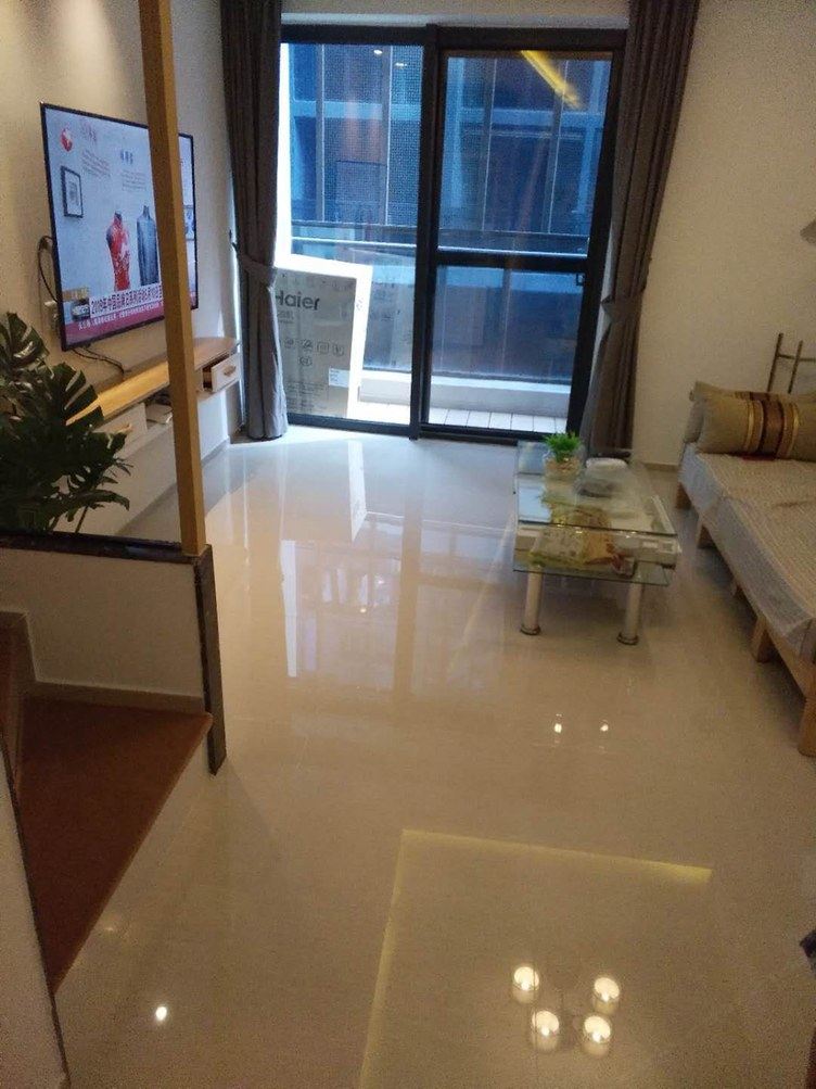 复式二室一厅套房