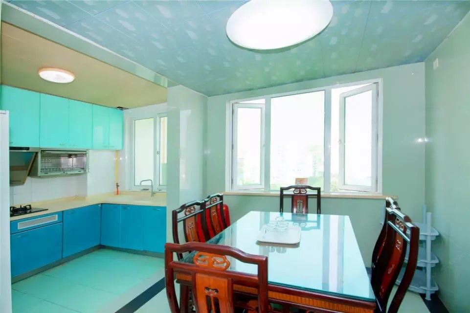 海景四室一厅套房