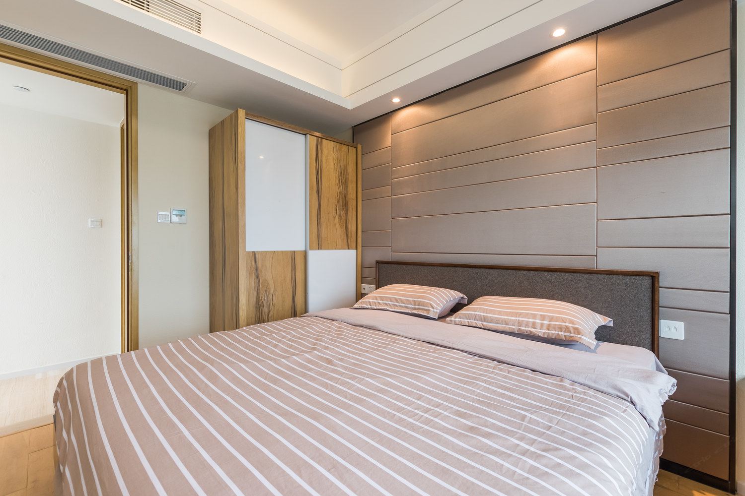 高层一室一厅套房