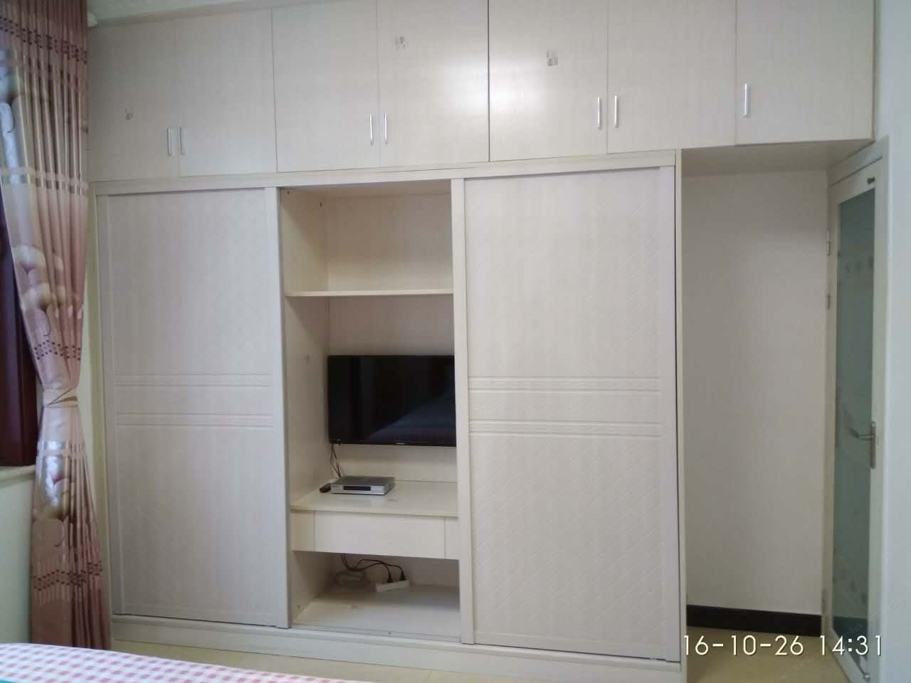 豪华大床房