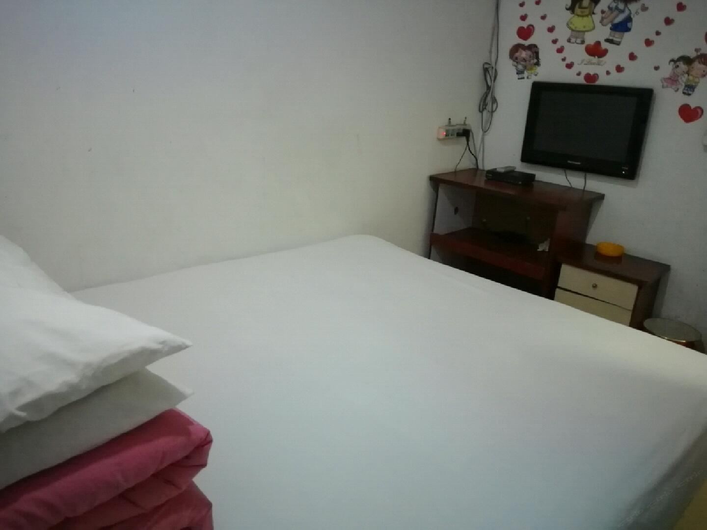 普通大床房